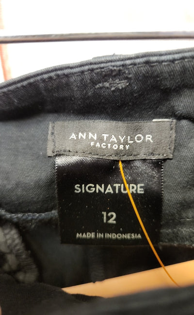 Ann Taylor Women's Size 12 Black Pants