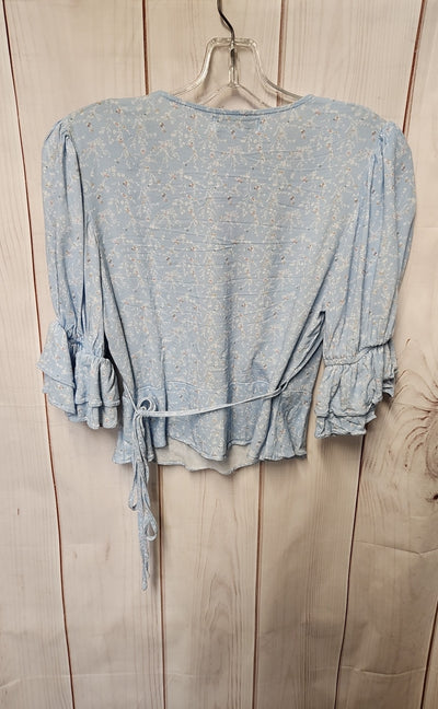 Charlie Holiday Women's Size 4 Blue Floral Cardigan