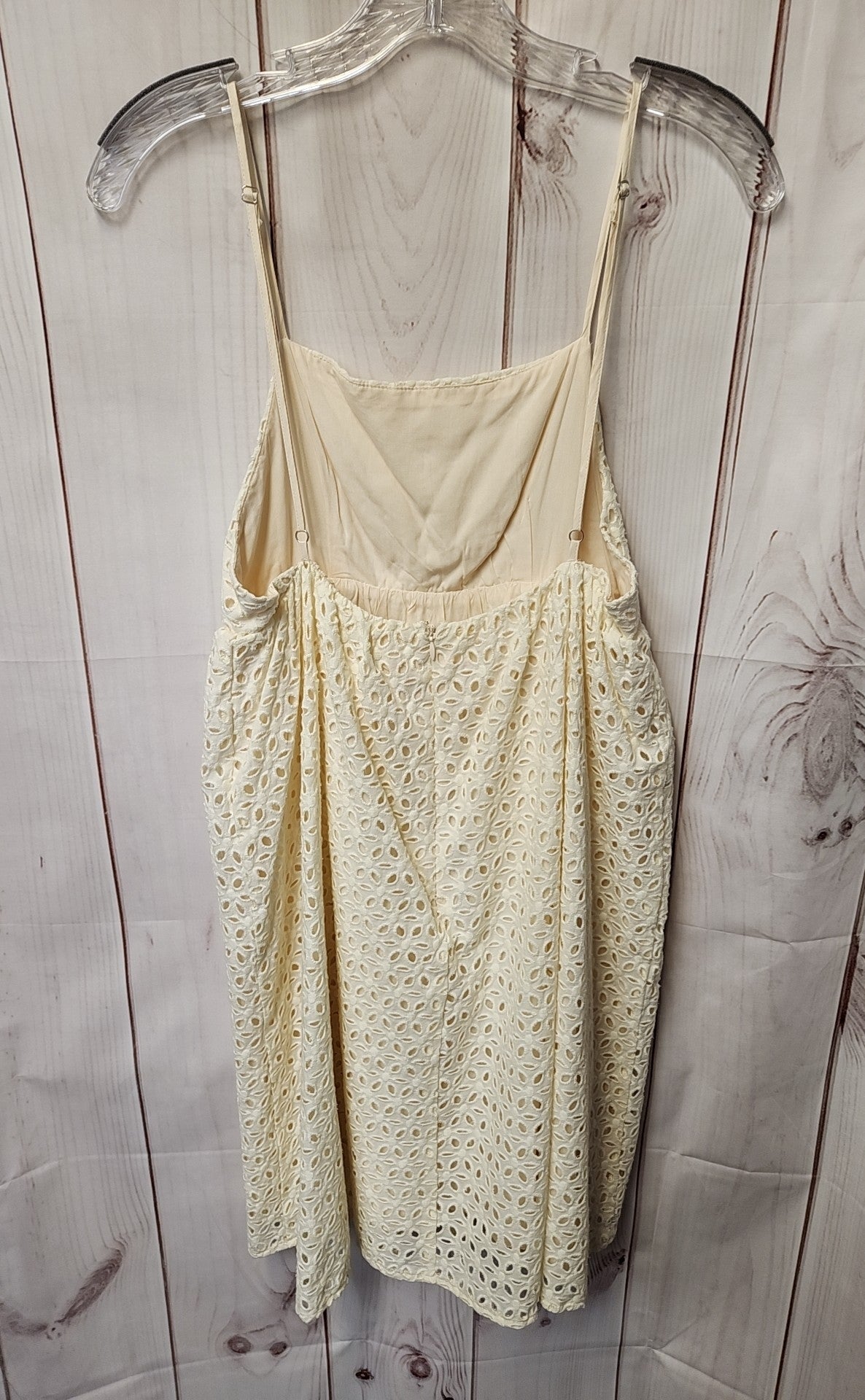 NWT Storia Women's Size M White Dress