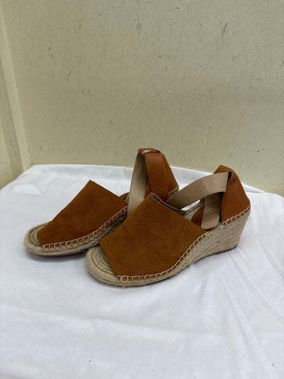 Gap Women's Size 8 Brown Sandals