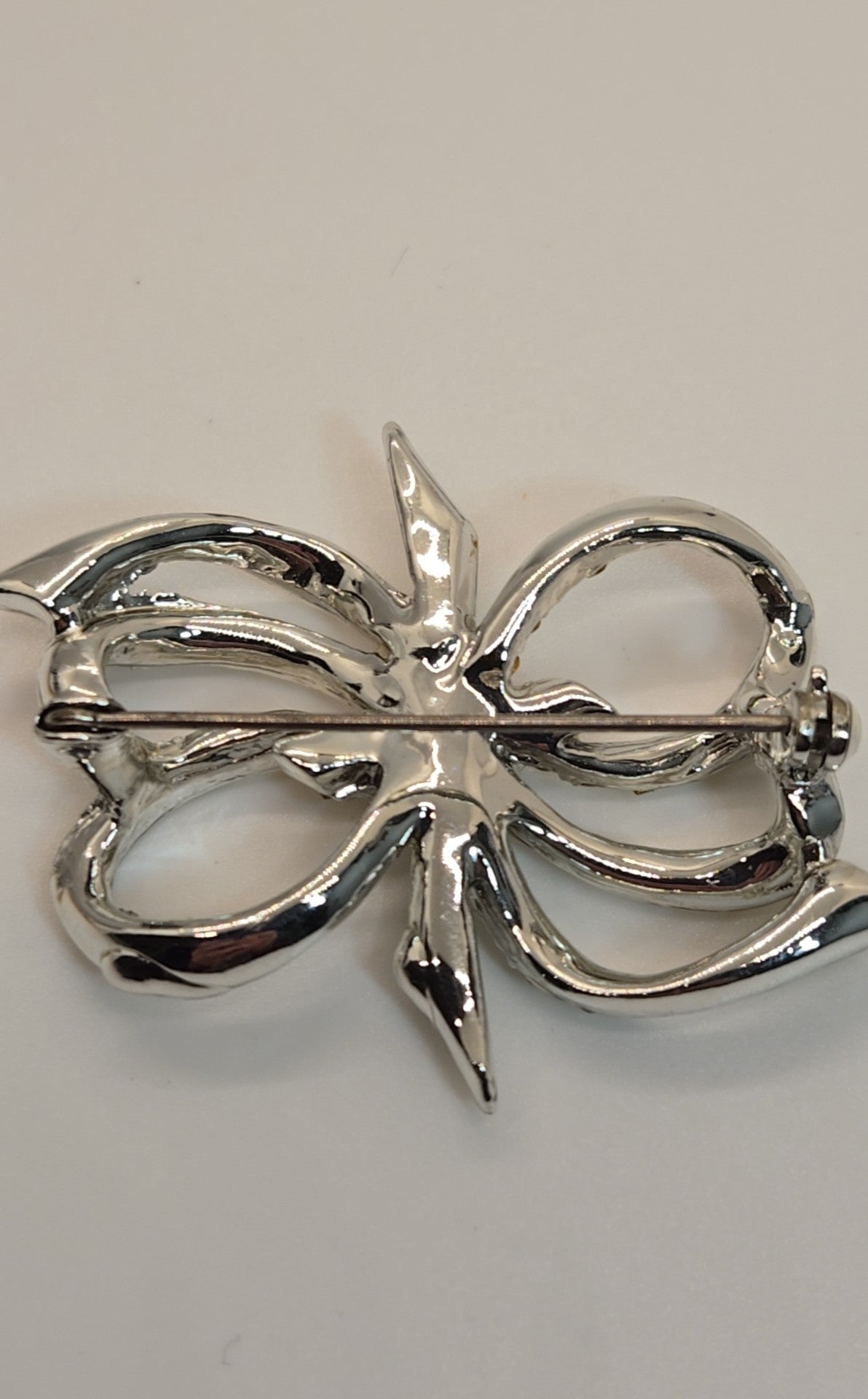 Silver Bow Brooch Pin