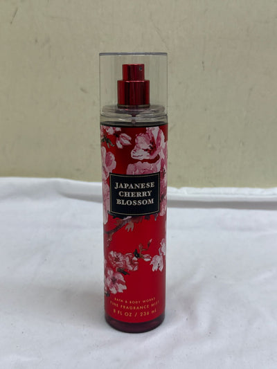 Bath & Body Works Japanese Cherry Blossom 8fl oz Fine Fragrance Mist Perfume