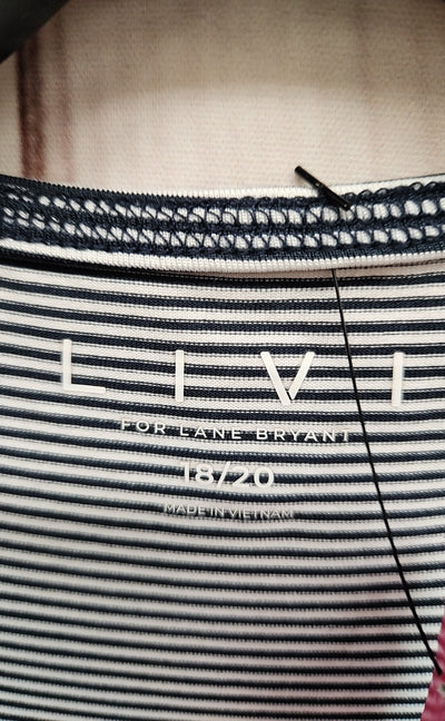 Livi Women's Size 18/20 Navy Stripe Sleeveless Top