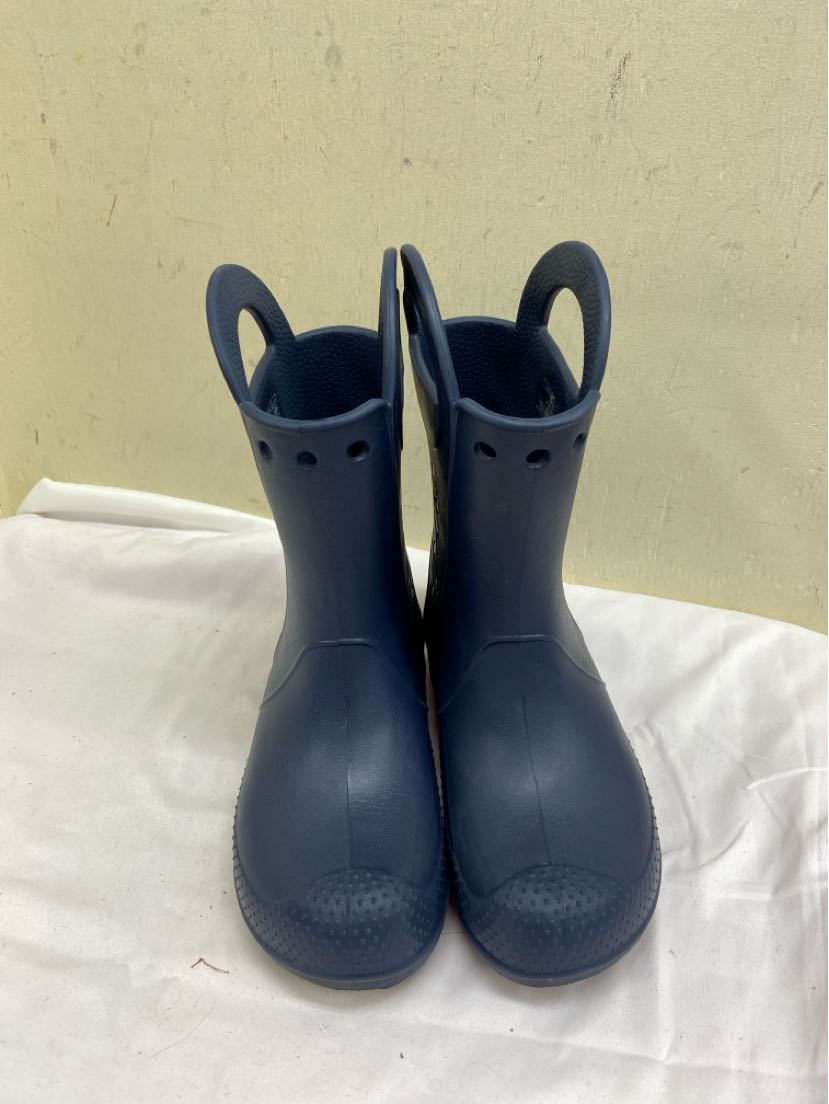 Crocs Boy's Size 2 Navy Boots