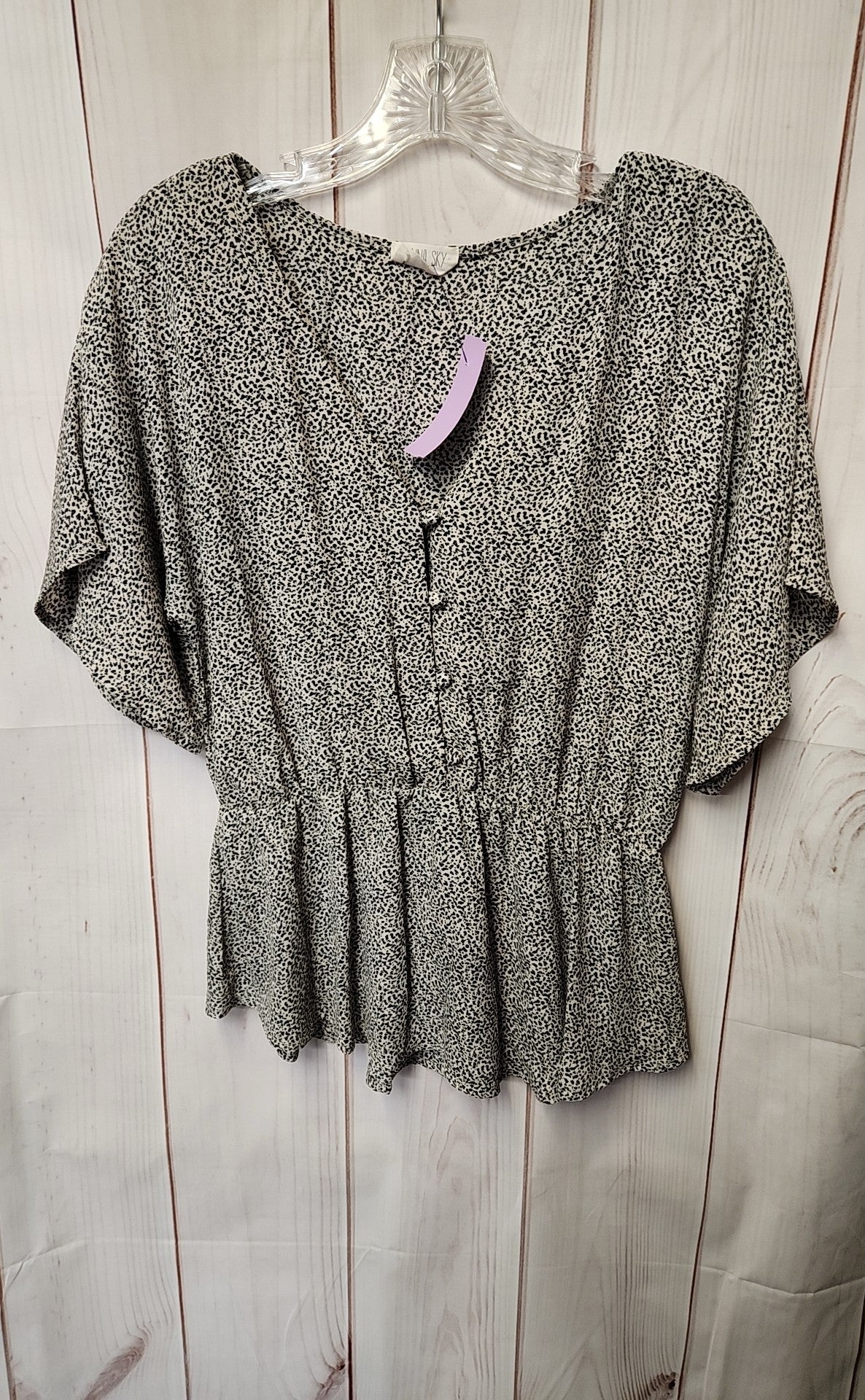 Sienna Sky Women's Size M White & Black Short Sleeve Top