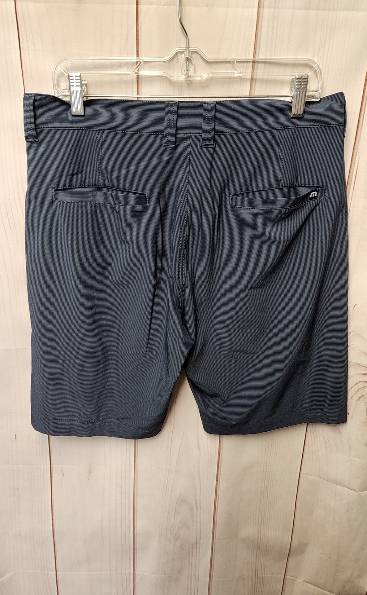 Travis Mathew Men's Size 32 Navy Shorts