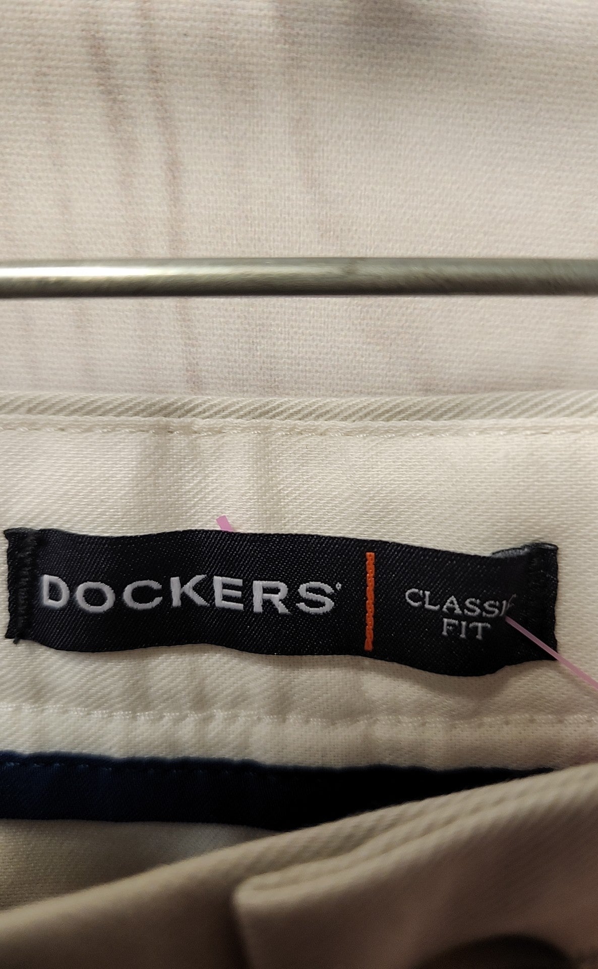 Dockers Men's Size 33x30 Beige Pants