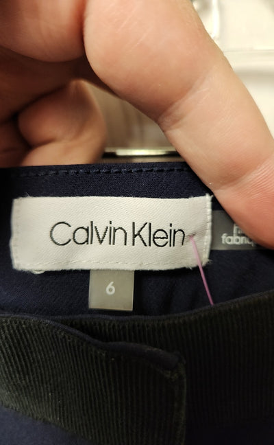 Calvin Klein Women's Size 6 Navy Pants