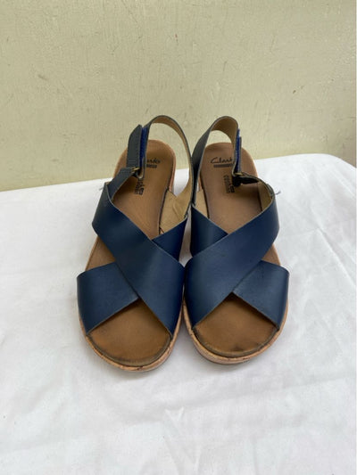 Clarks Women's Size 6-1/2 Navy Sandals