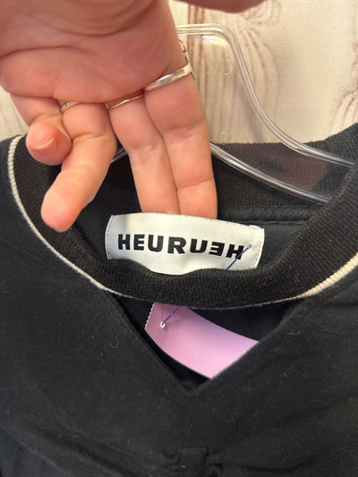 Heurueh Women's Size S Black Sweatshirt