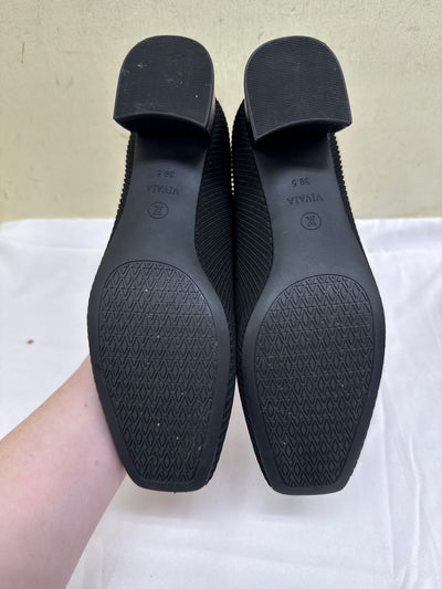 Vivaia Women's Size 39-1/2 = 9 Black Pumps
