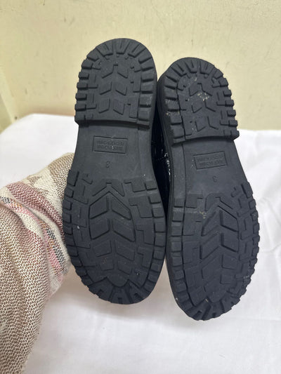 Girl's Size 3 Black Shoes