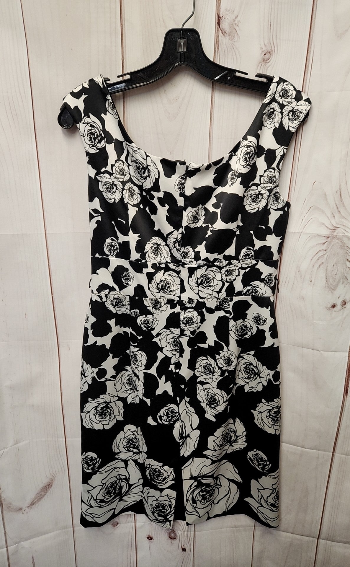 White House Black Market Women's Size 6 White & Black Dress
