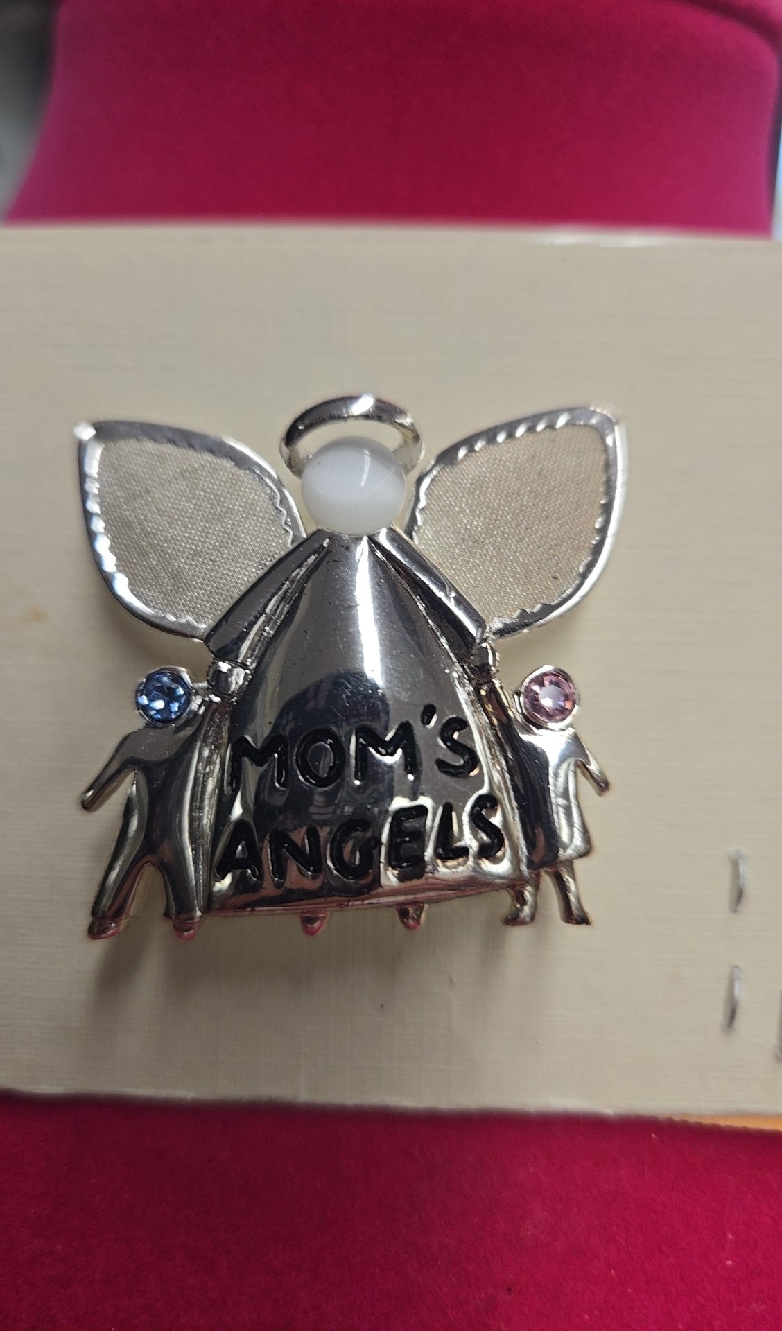 Mom's Angels Brooch Pin