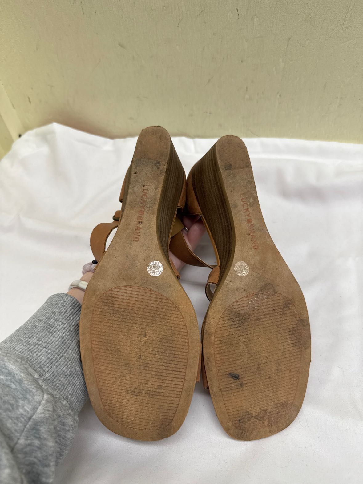 Lucky Brand Women's Size 8-1/2 Brown Sandals Shoes