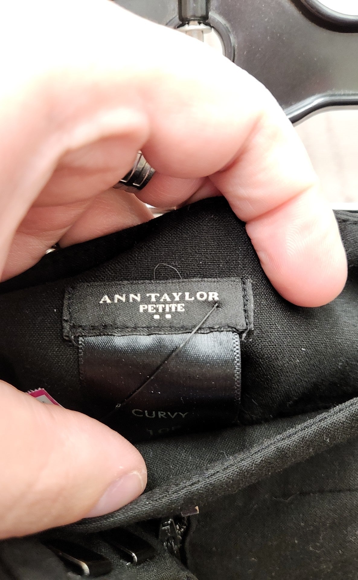 Ann Taylor Women's Size 10 Petite Curvy Black Pants