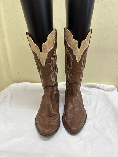 Coconuts Women's Size 7-1/2 Brown Boots Shoes