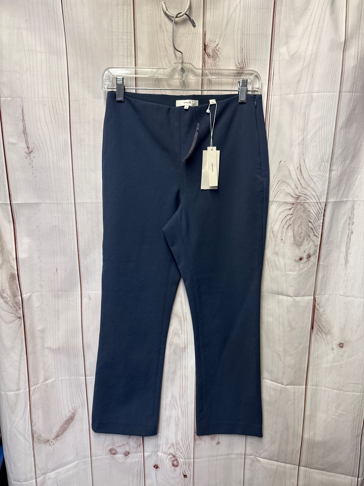 NWT vince. Women's Size M Navy Pants