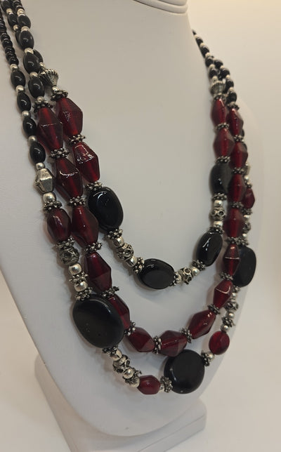 Black & Red Beaded Necklace