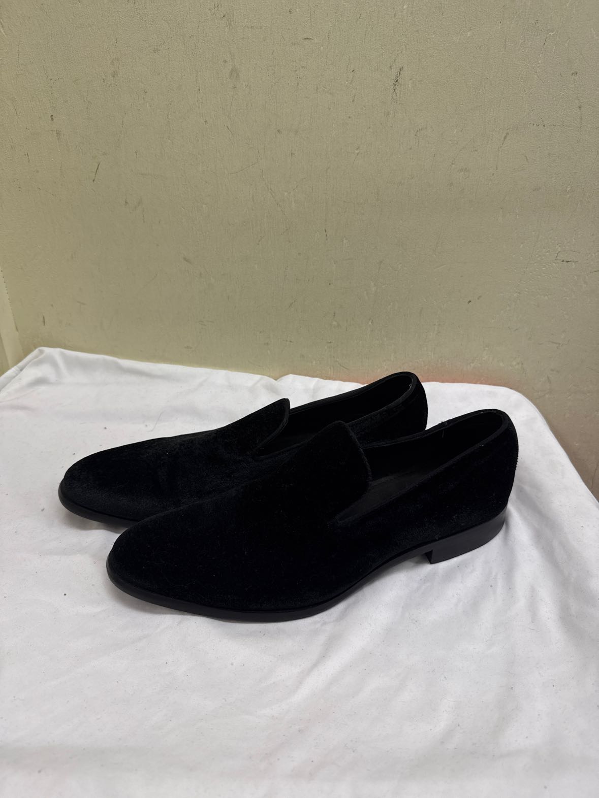 Bloomingdales Men's Size 11-1/2 Black Shoes