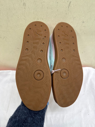 Puma Women's Size 6-1/2 Pink Sneakers Shoes