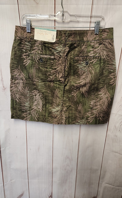 NWT Sonoma Women's Size 10 Green Floral Skorts