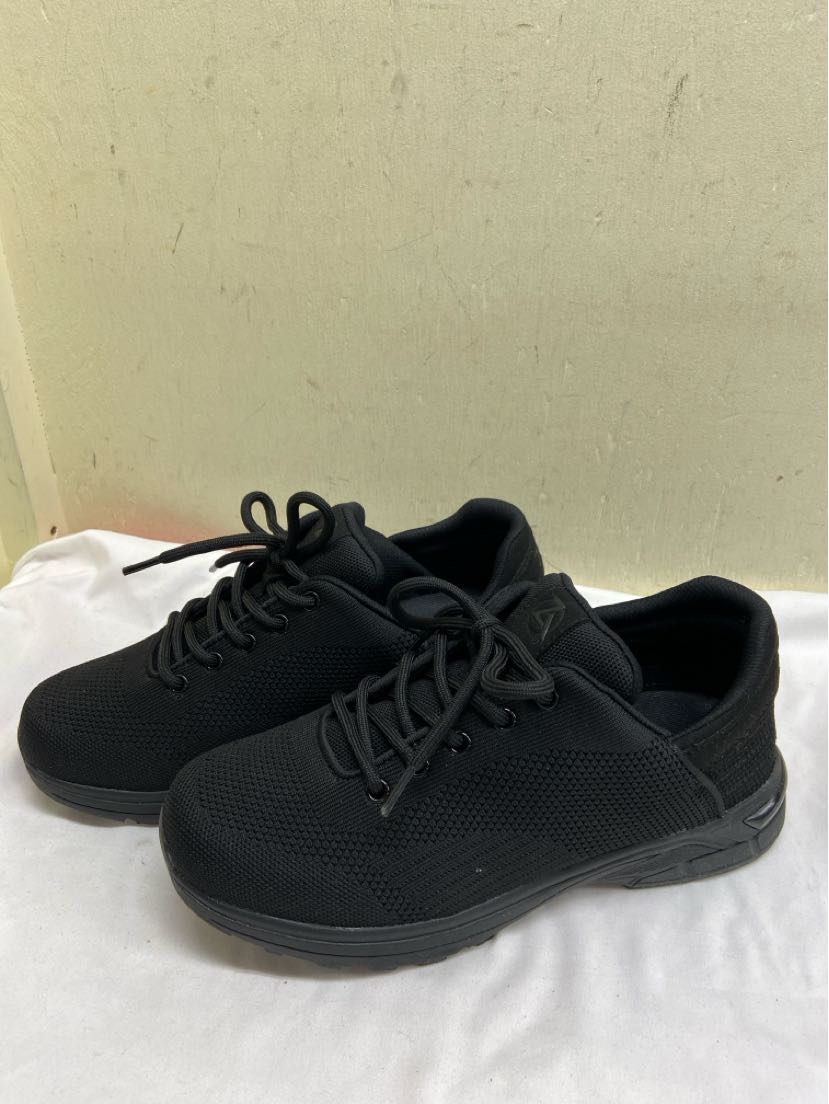 Zeba Men's Size 9-1/2 Black Shoes