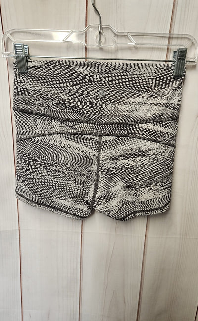 Lululemon Women's Size 6 Gray Shorts