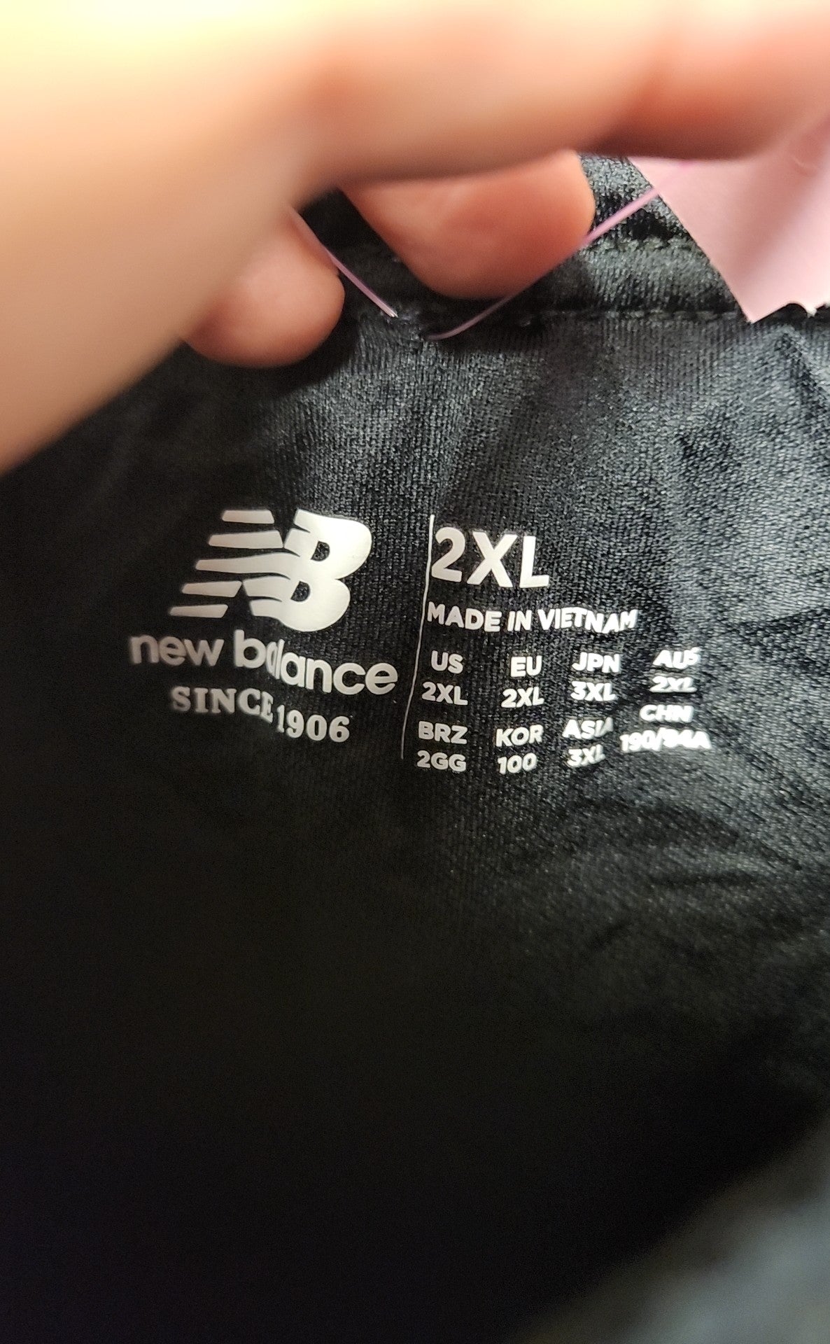 New Balance Women's Size 2X Gray Active Shorts