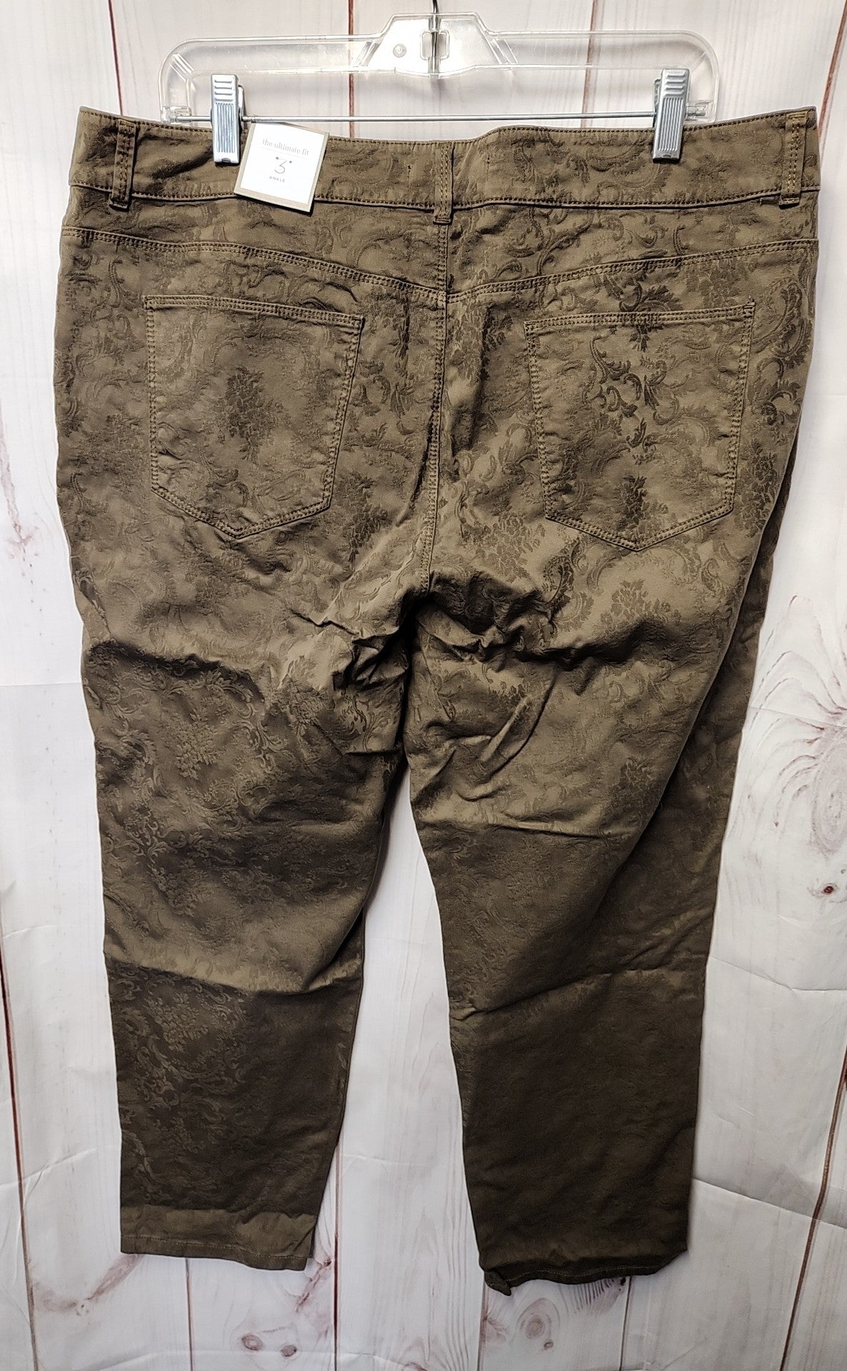 NWT Chico's Women's Size 3 = US 16 Olive Green Pants