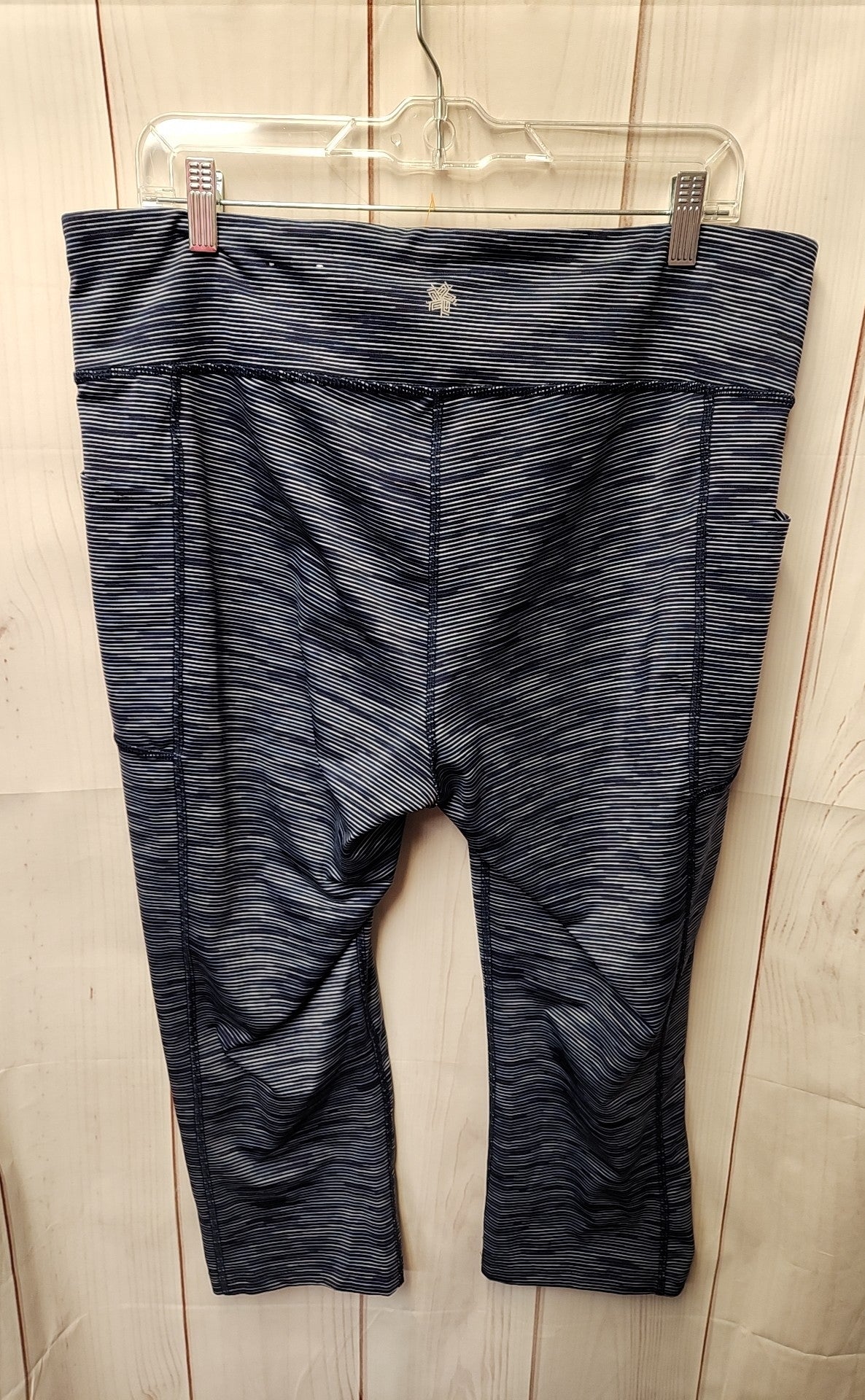Tek Gear Women's Size 1X Blue Leggings