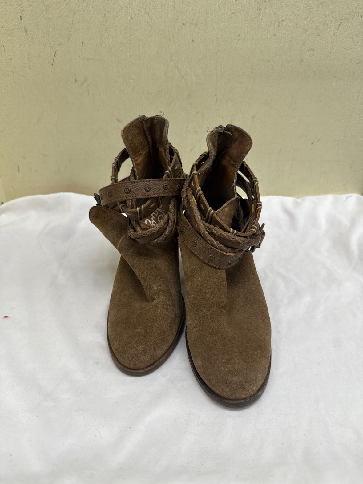 Naughty Women's Size 7 Brown Boots Shoes