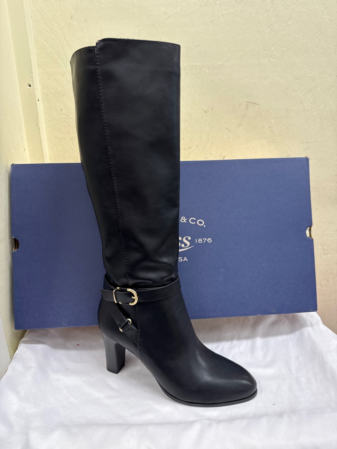 NIB GH Bass Women's Size 11 Black Boots Shoes