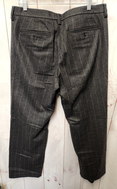 Gap Men's Size 35x32 Black Pants