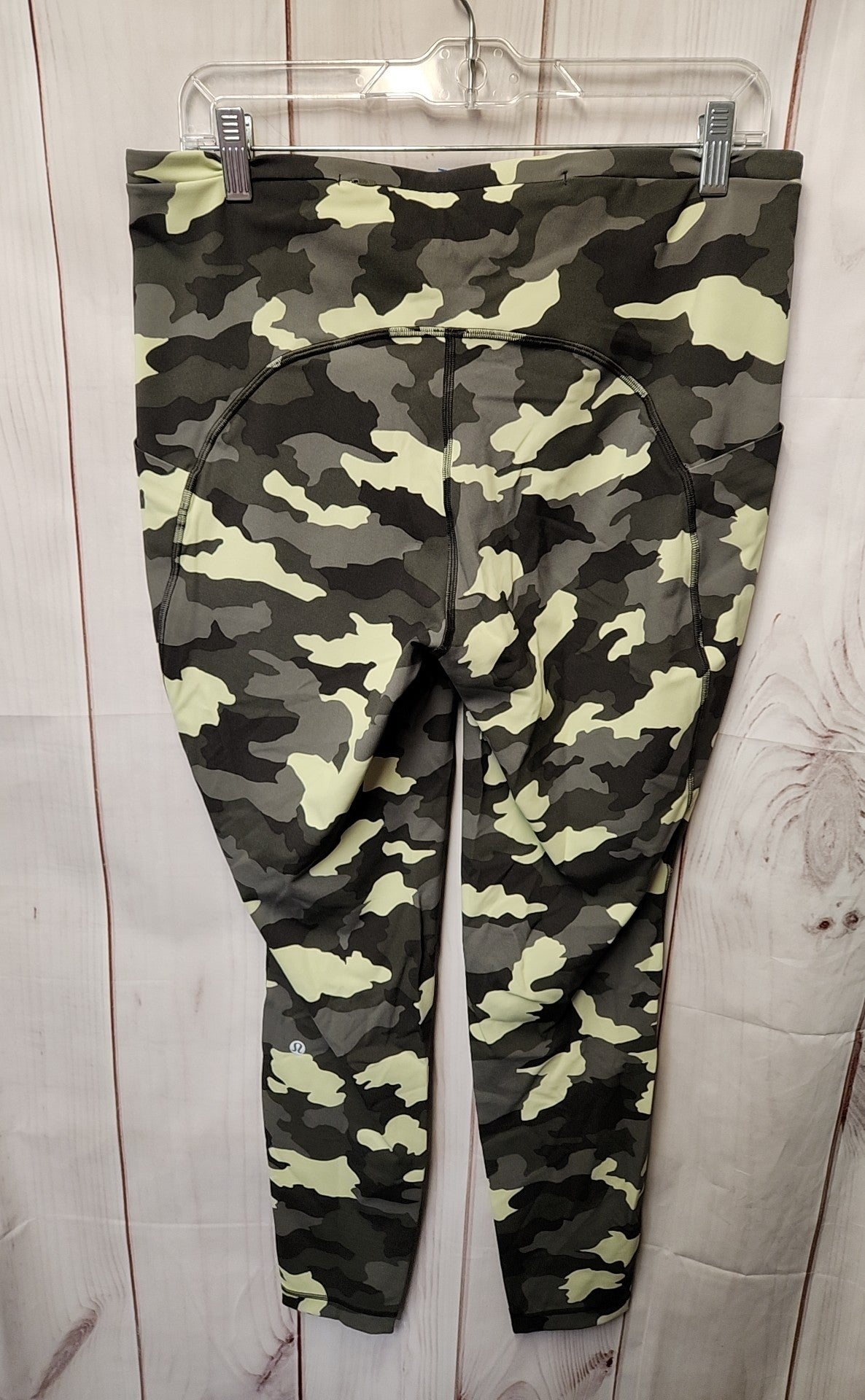 Lululemon Women's Size 12 Green Camo Leggings