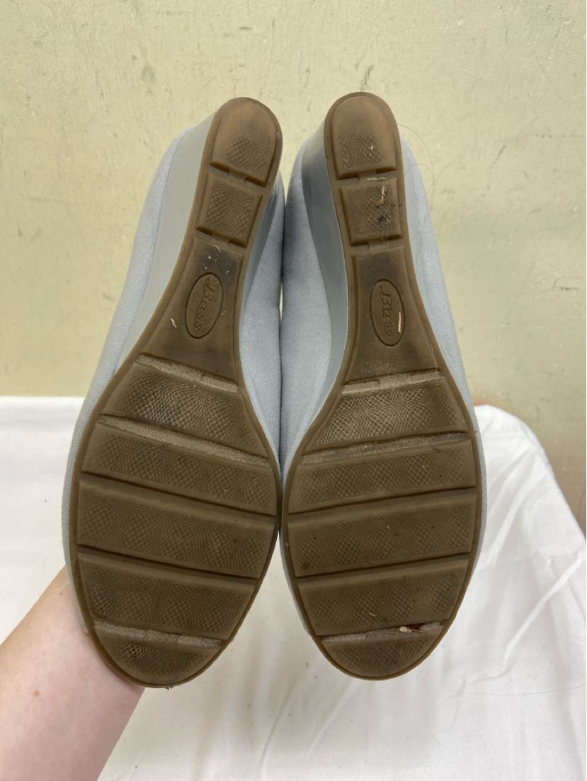 Bass Women's Size 9-1/2 Gray Sandals