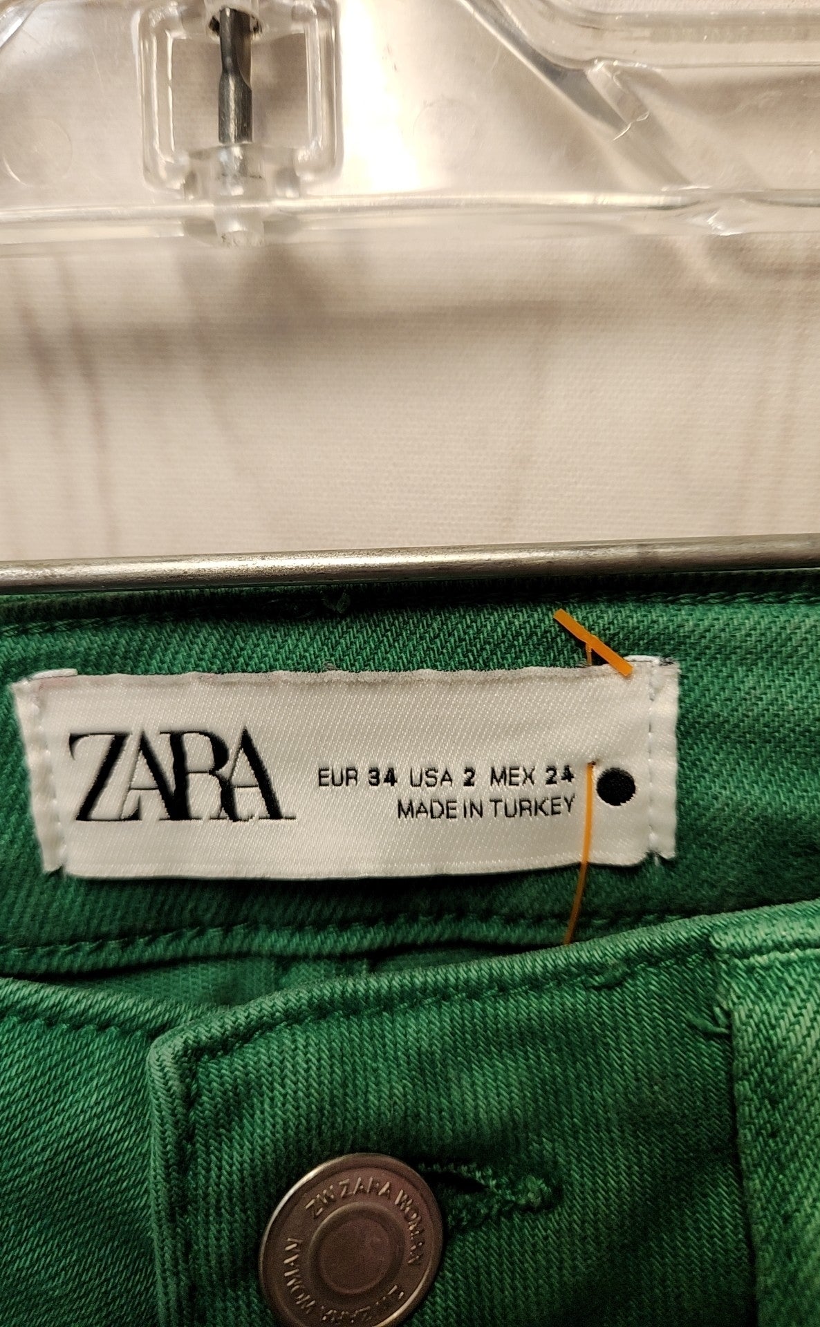 Zara Women's Size 26 (1-2) Green Jeans