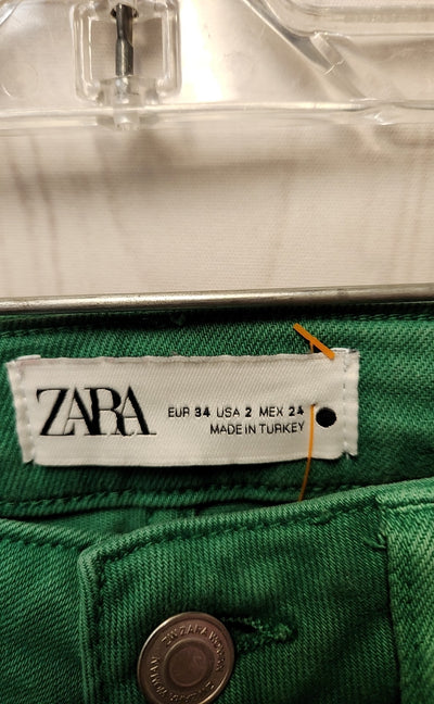 Zara Women's Size 26 (1-2) Green Jeans