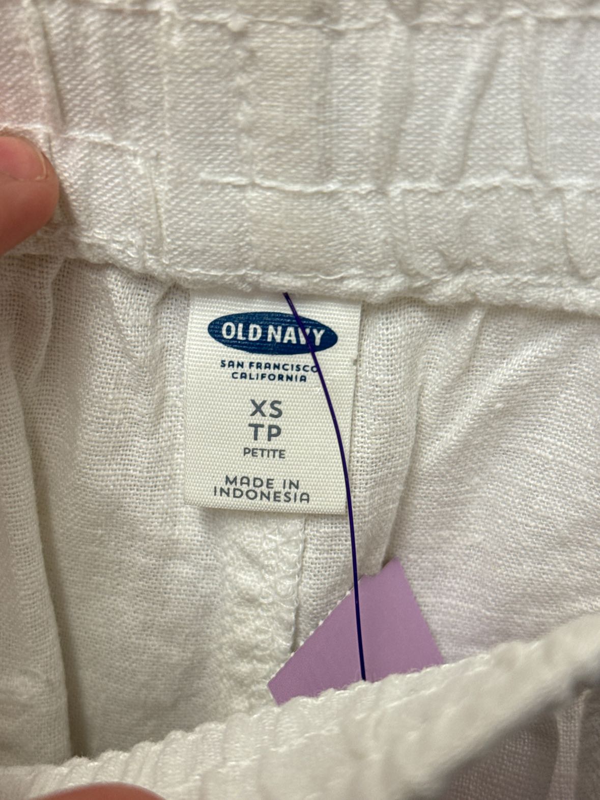 Old Navy Women's Size XS White Capris