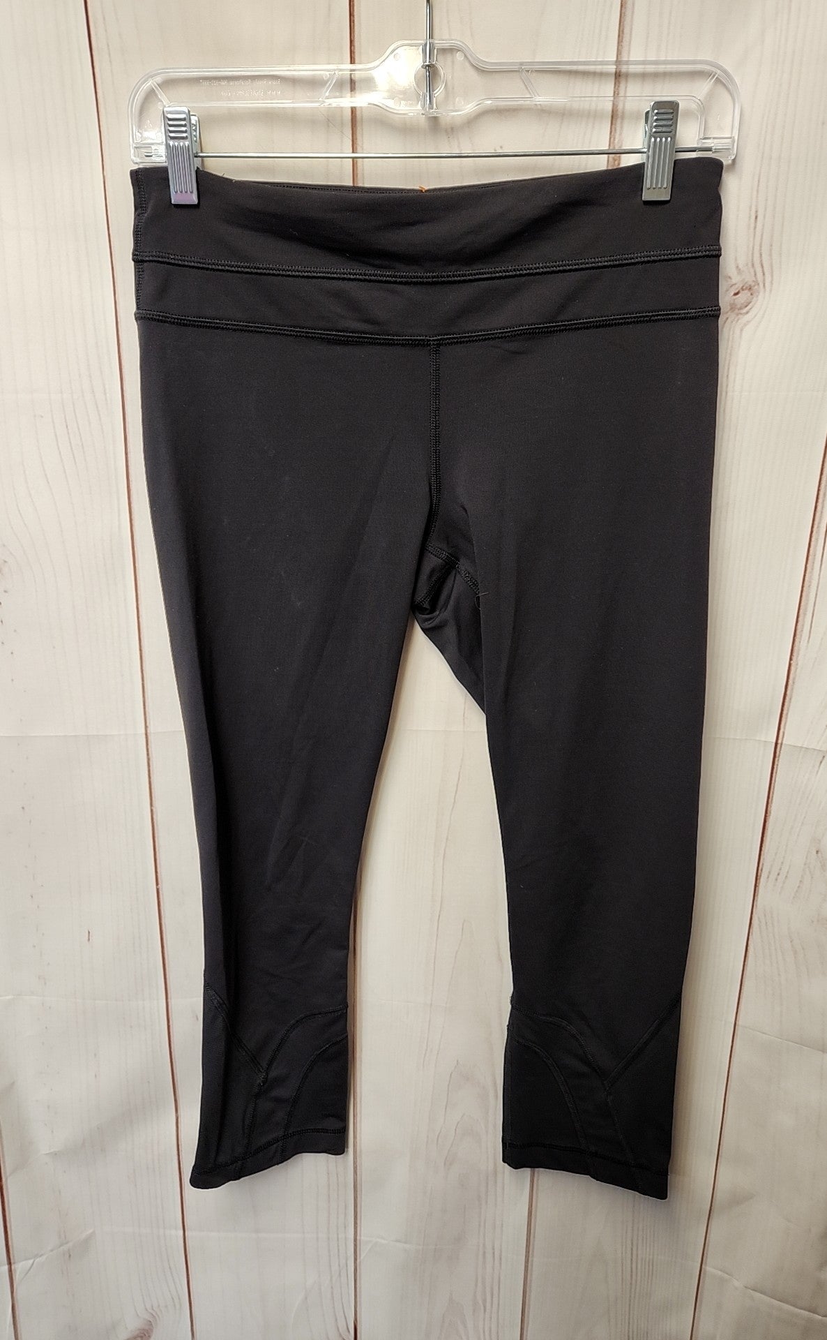 Lululemon Women's Size 6 Black Active Capris