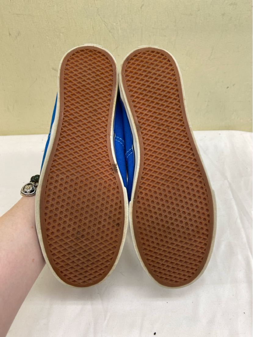 Vans Women's Size 7 Blue Sneakers
