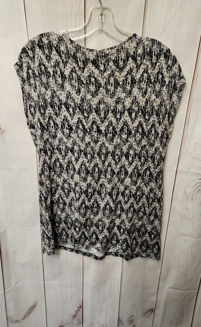 Daisy Fuentes Women's Size L Gray Short Sleeve Top