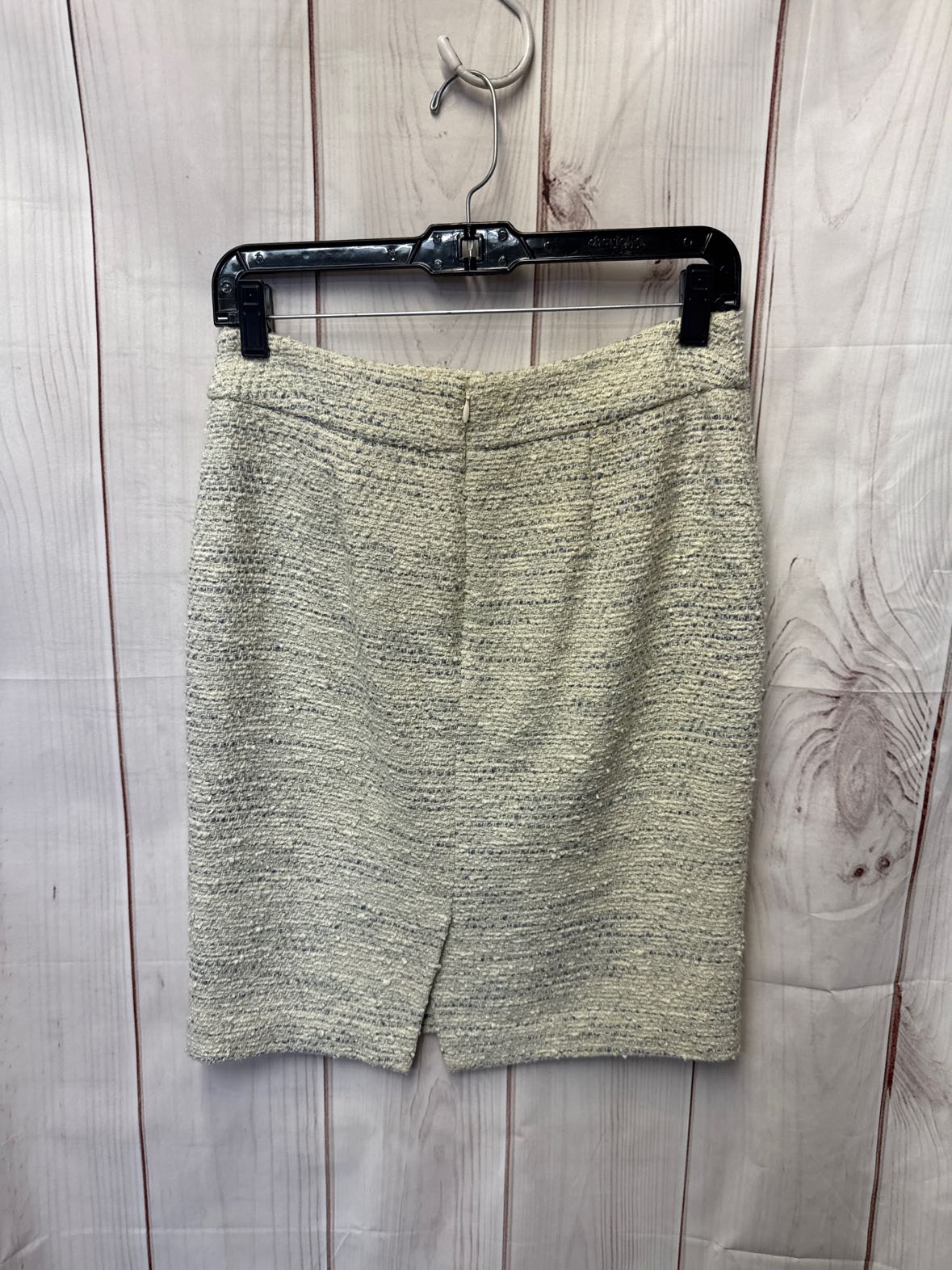 Ann Taylor Women's Size 2 White Skirt