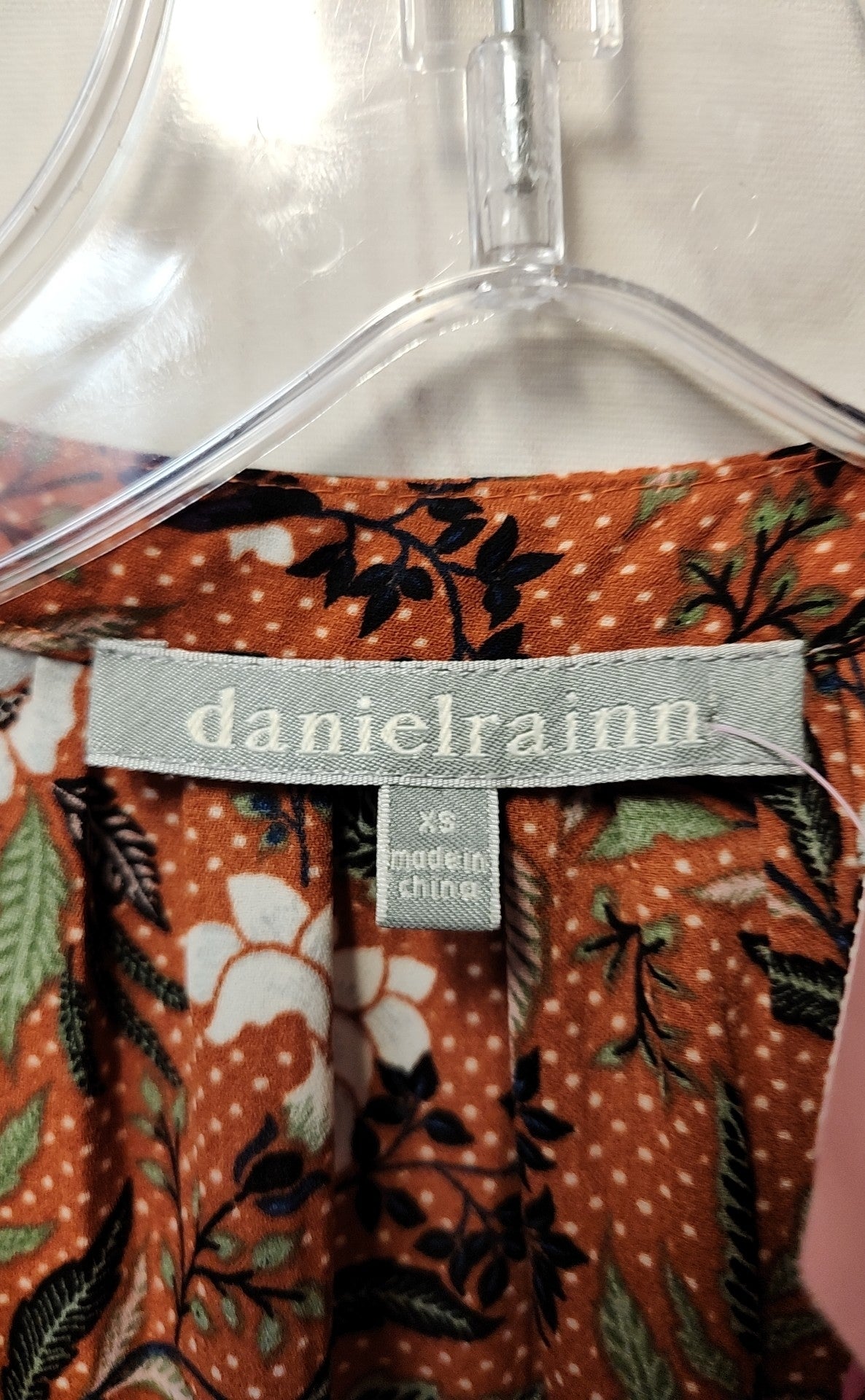 Danielrainn Women's Size XS Brown Sleeveless Top
