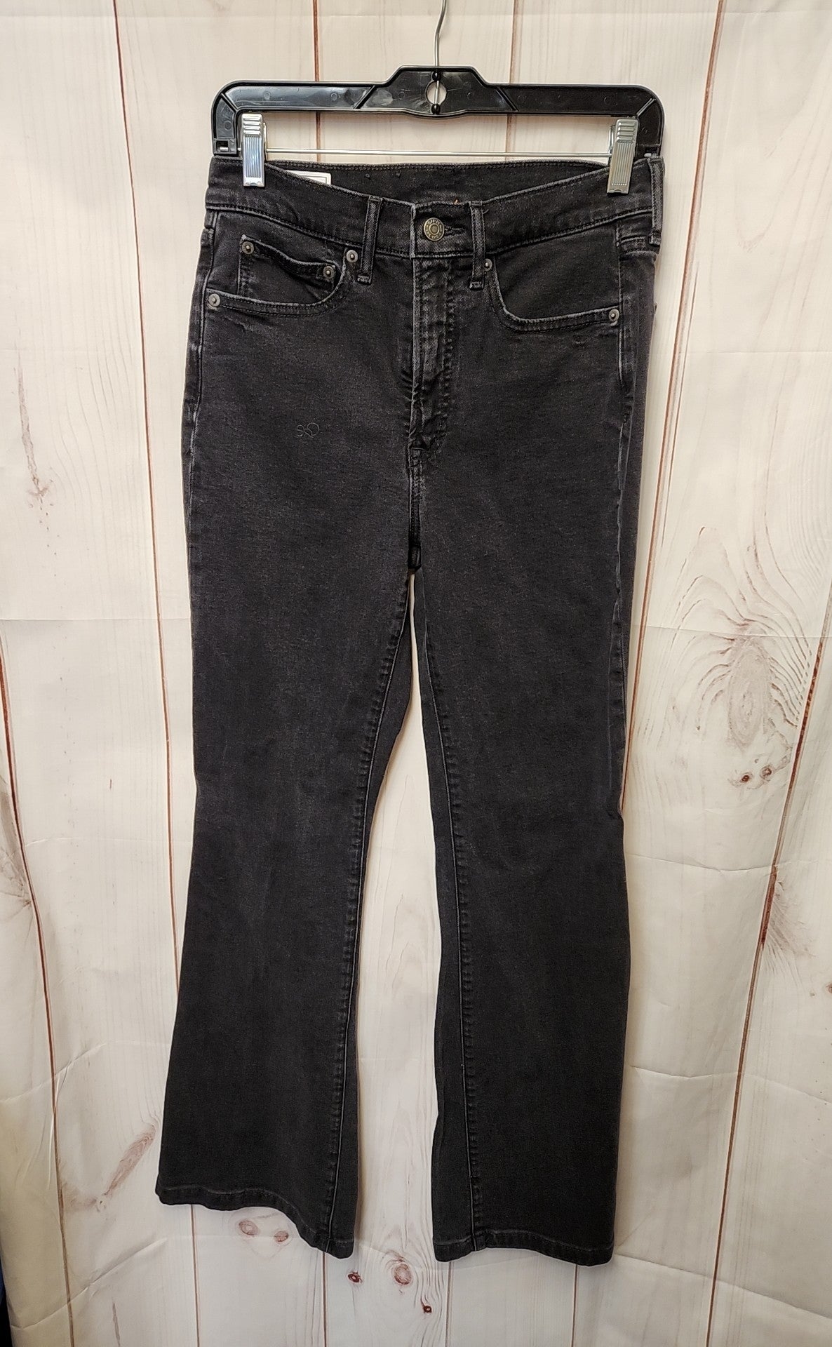 Gap Women's Size 28 (5-6) Black Jeans Flare High Rise