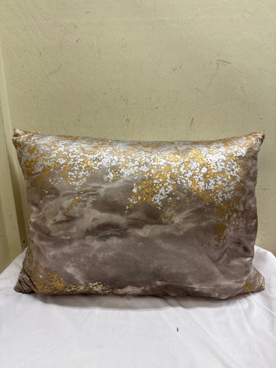 Silver Pillow
