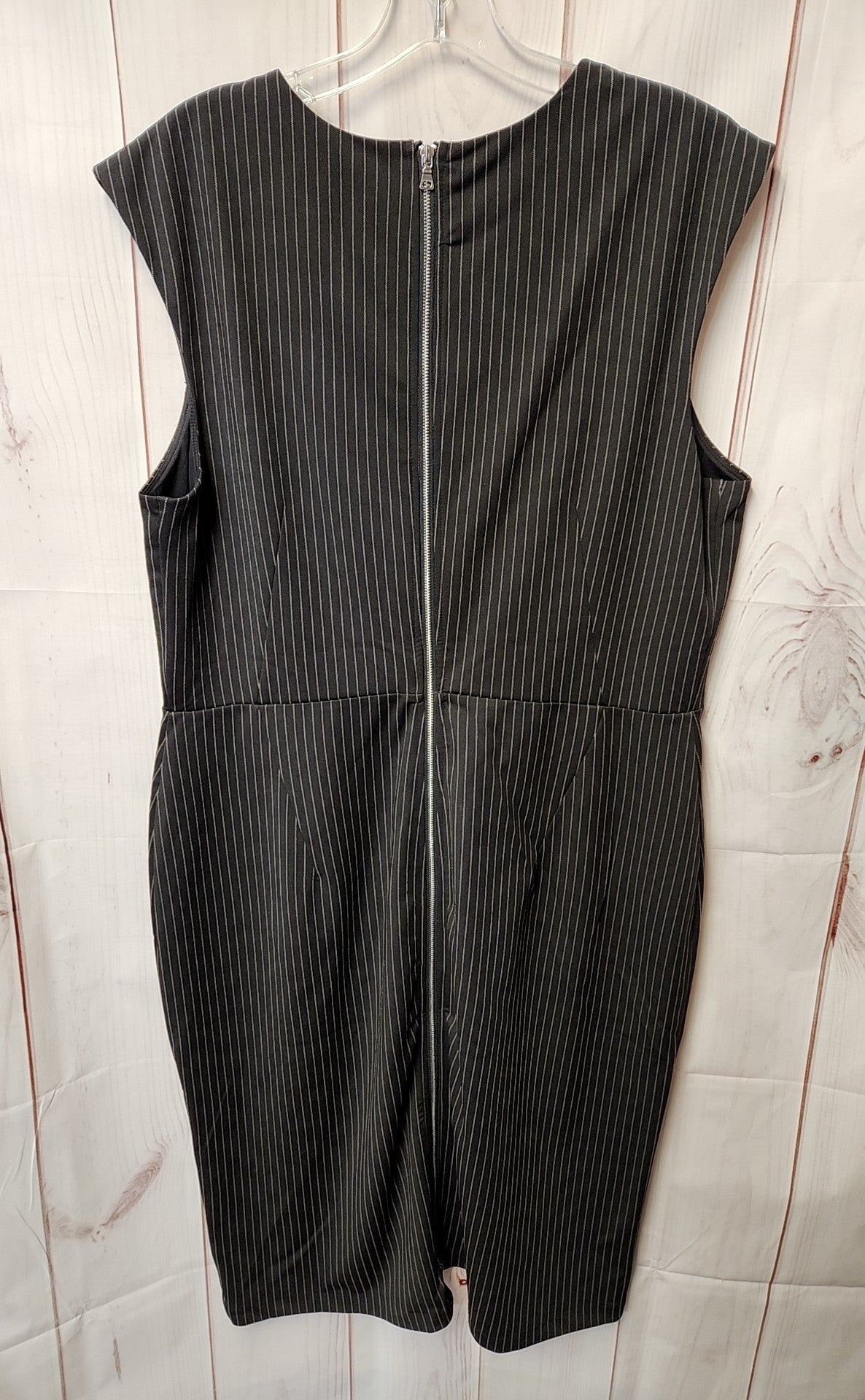 NWT Express Women's Size XL Black Dress