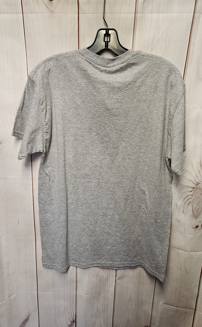 NWT Rhode Island Parent College Men's Size M Gray Shirt