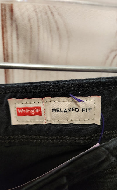Wrangler Men's Size 32 Black Shorts Relaxed Fit