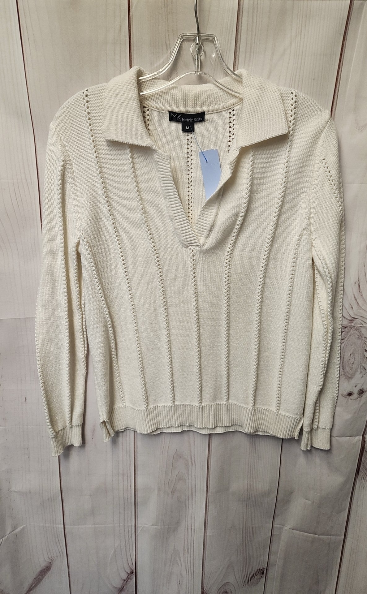 Metric Knits Women's Size M White Sweater